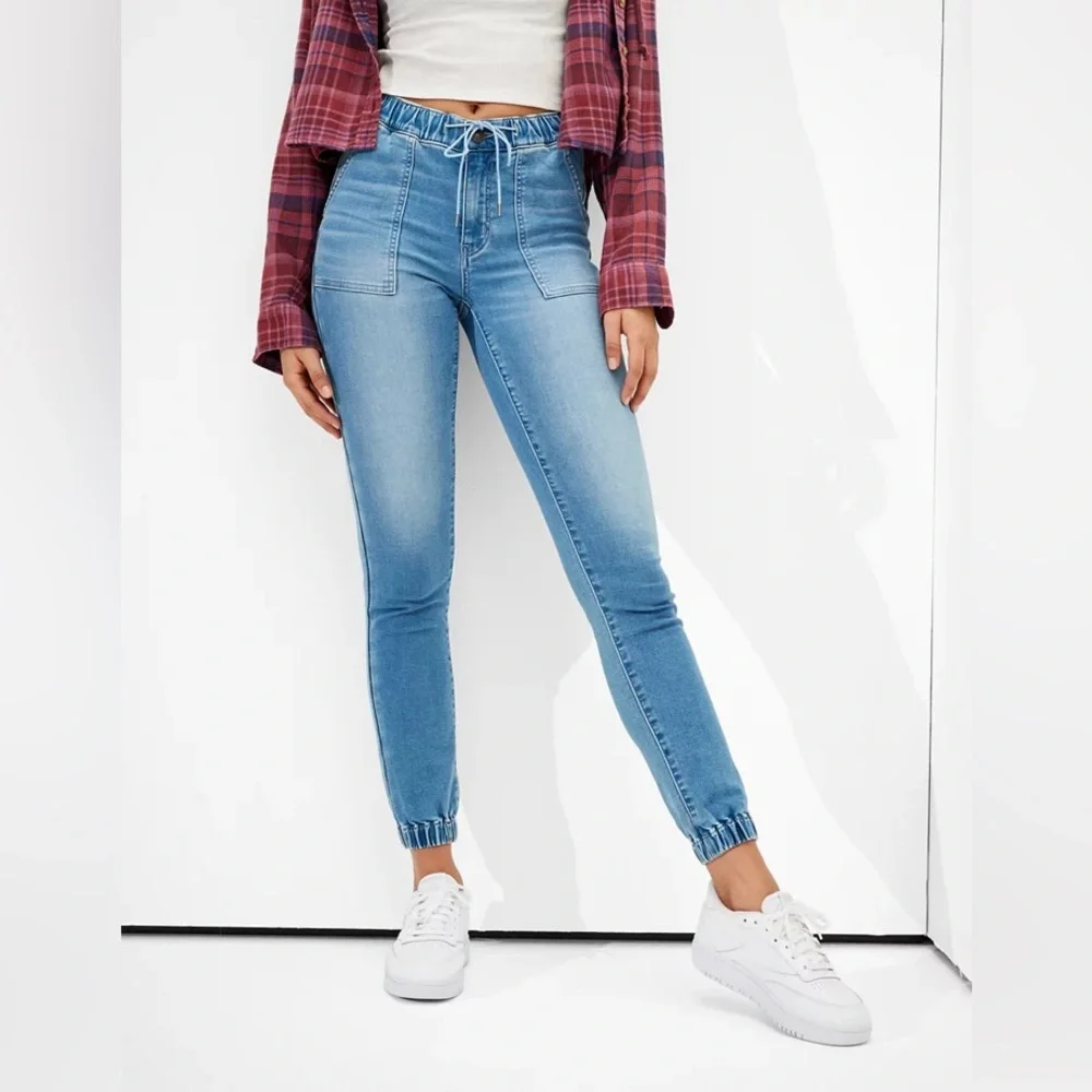 American Eagle Cozy Next‎ Level Stretch Cotton Blend Medium Wash 10 Long